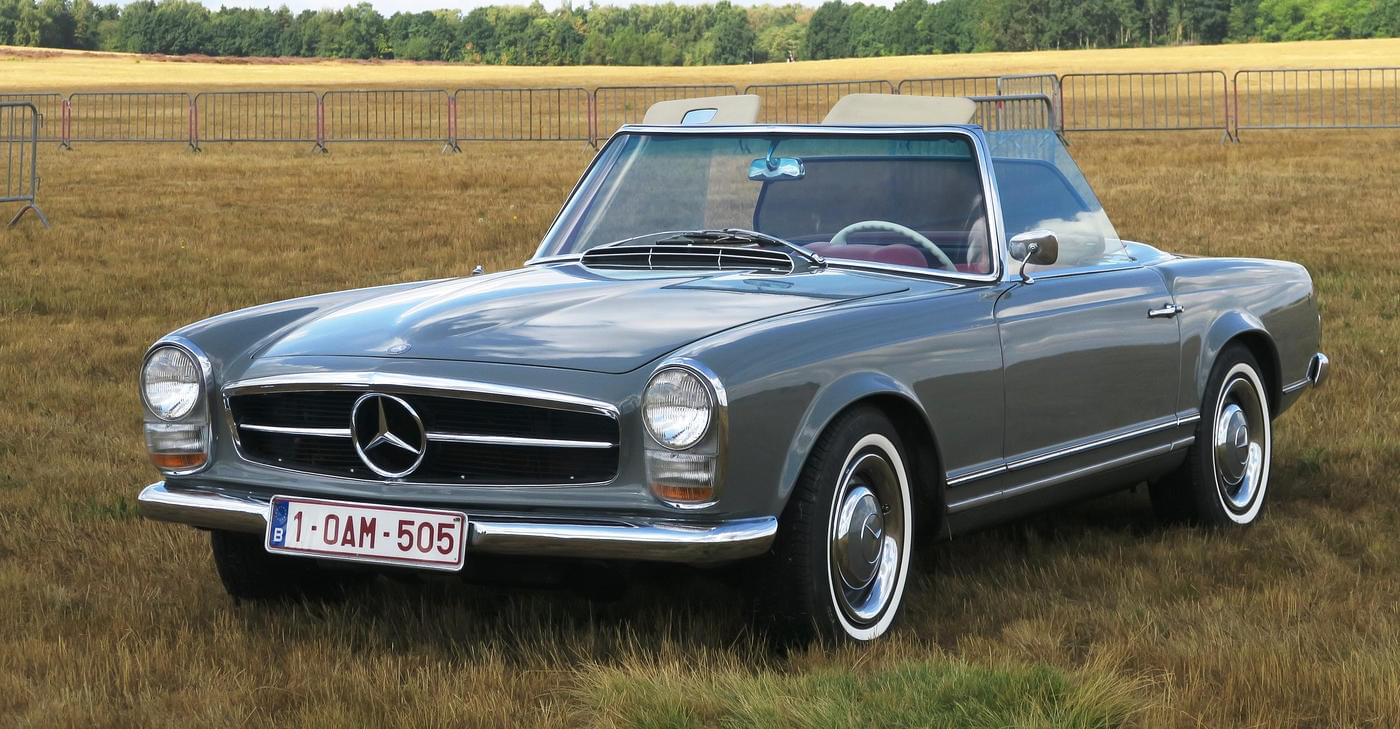 Mercedes-Benz W113 | dark-grey