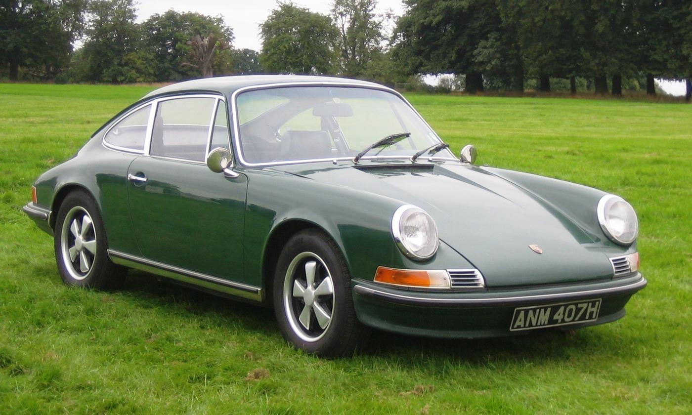 Porsche 911 | coupe || green
